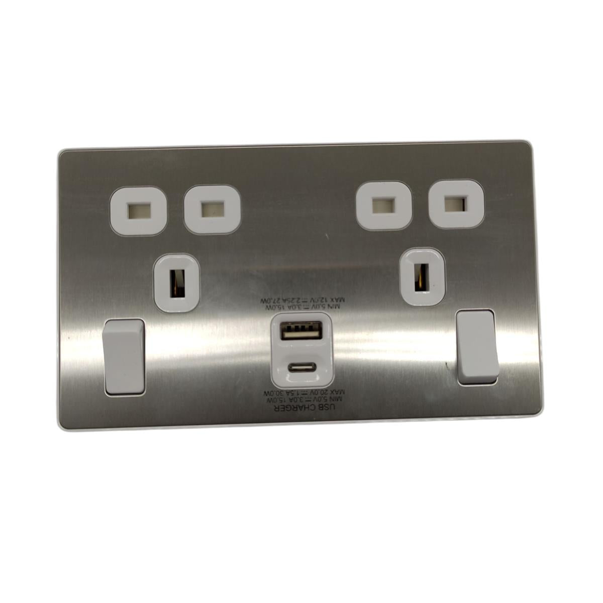 BG Electrical Evolve Double Switched Socket USB-C 30W USB-A 2.1A