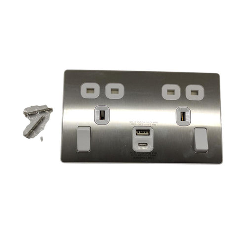 BG Electrical Evolve Double Switched Socket USB-C 30W USB-A 2.1A