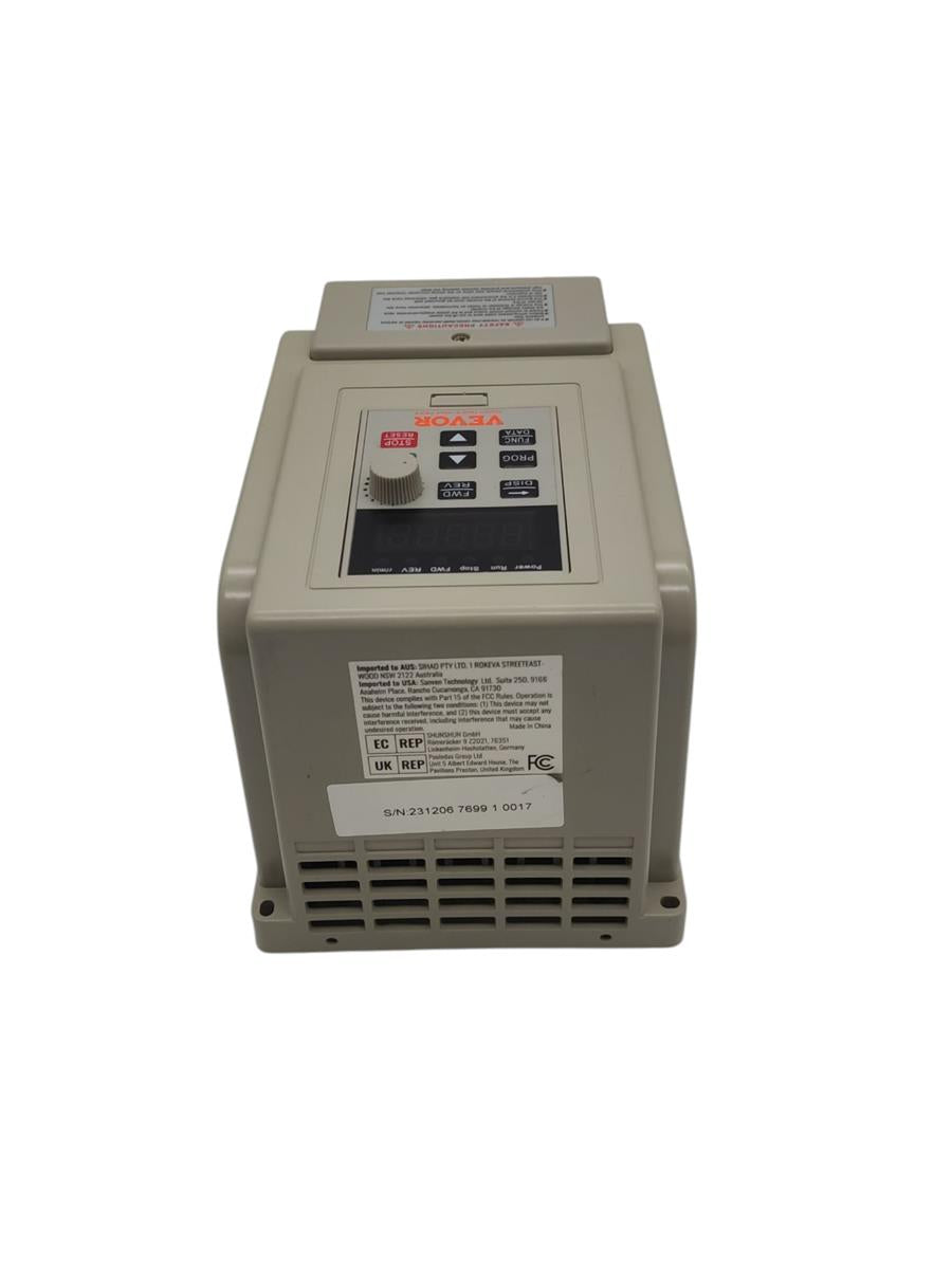 VEVOR Variable Frequency Drive 4kW 5HP 18A 0-400Hz