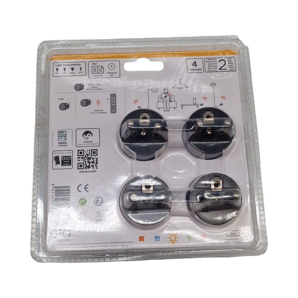 DiO 1.0 Connected Home Set Funksteckdosen Set 8 Stück mit 2 4-Kanal Fernbedienungen