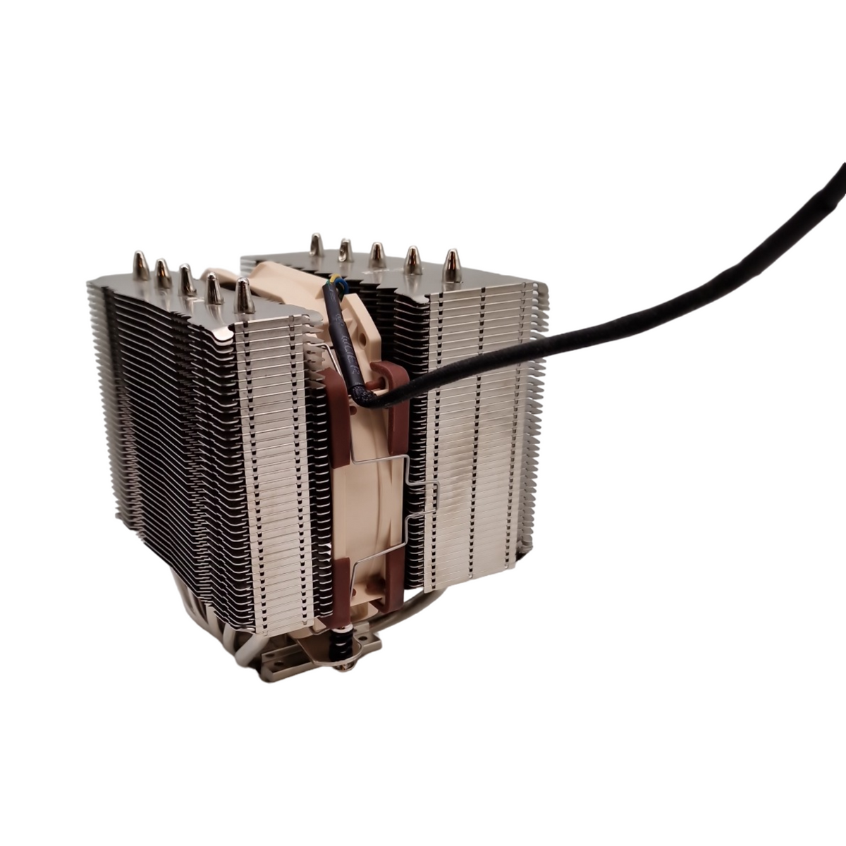 Noctua NH-D12L CPU-Kühler 120mm braun niedrige Bauhöhe