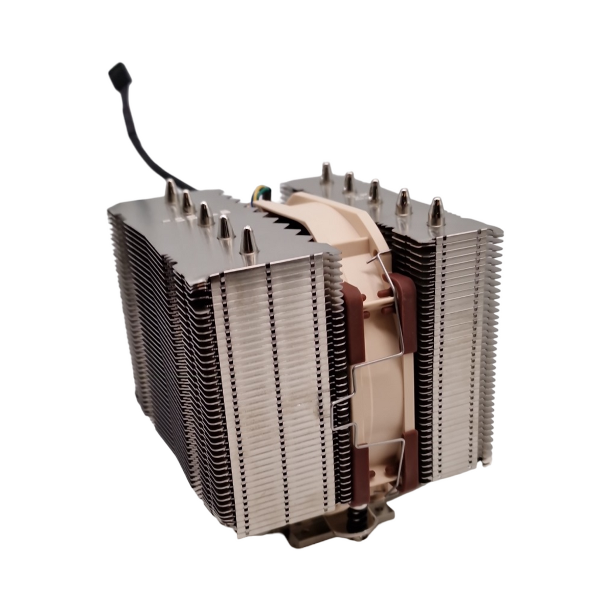 Noctua NH-D12L CPU-Kühler 120mm braun niedrige Bauhöhe