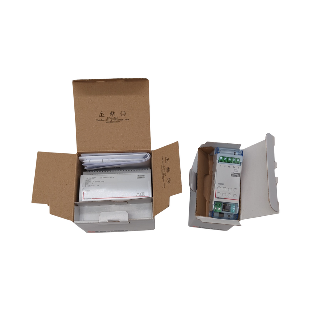BTICINO Flex'ONE Video-Set Türstation SFERA mit ekey-Fingerprint 2-Kanal und Innenstelle CLASSE 300 X13E 5MP HQ-Weitwinkel-Farbkamera