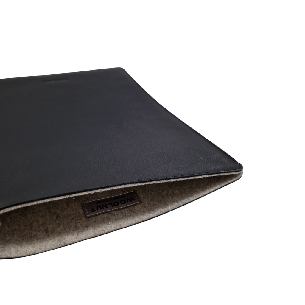 WOOLNUT MacBook Pro 16 Zoll Lederhülle schwarz kompatibel 2021-2024 M1 M2 M3