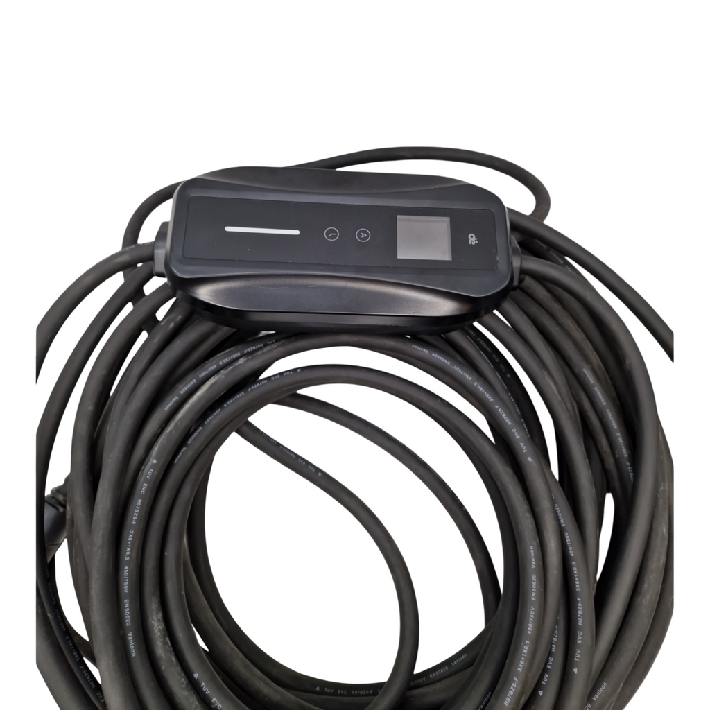 Chargeur Voiture Electrique P17 Typ 2 Ladegerät 7,4kW 1-Phase 25m 6A–32A Mobile Wallbox