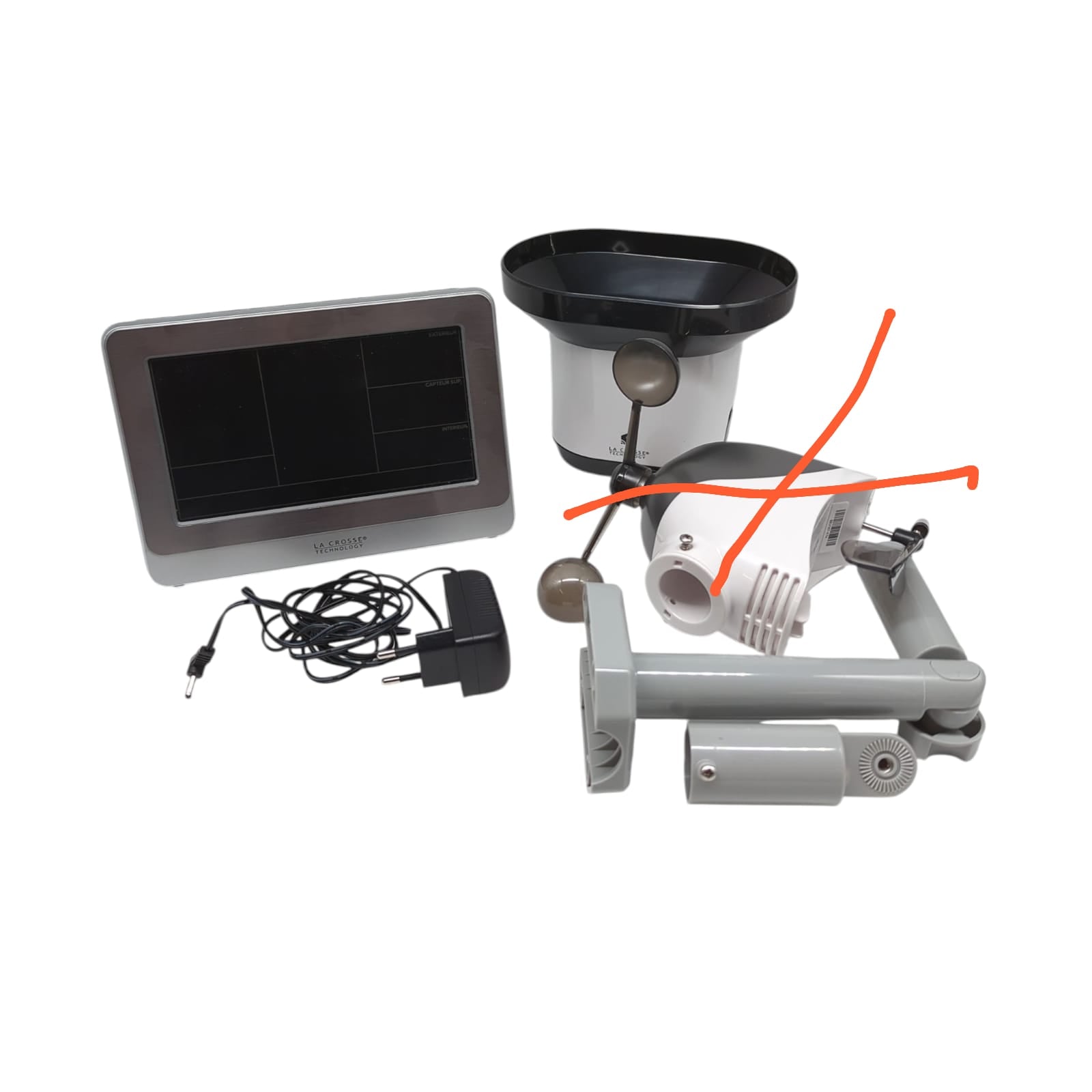 La Crosse Technology Professional Weather Station with Wi-Fi Connectivity