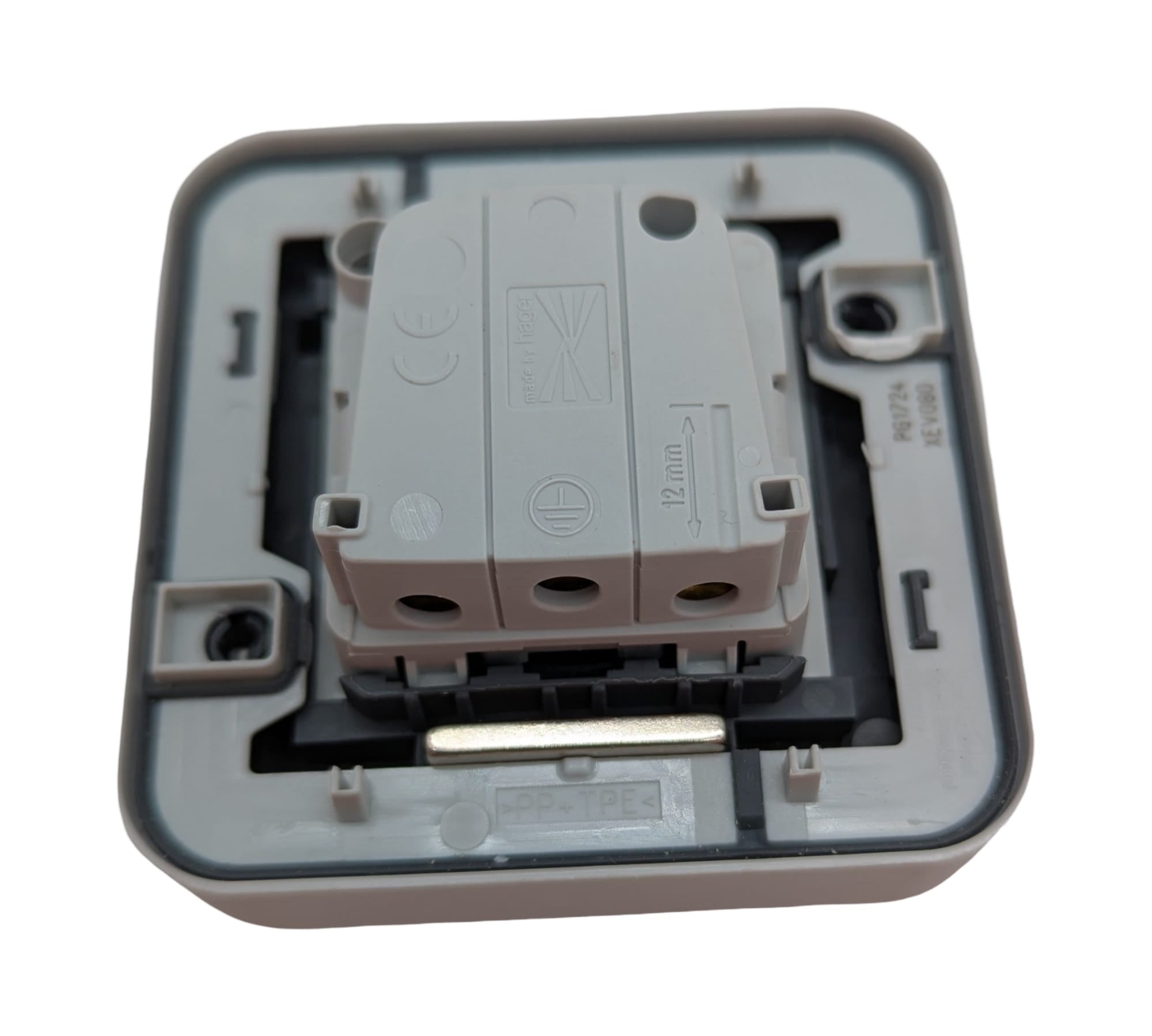Hager Witty Socket IP55 3 kW 2P+T Surface-Mounted Model XEV080